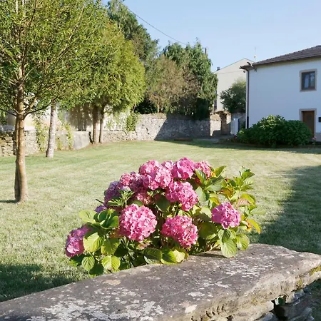 Casa Muino Dos Frades * Lourenza